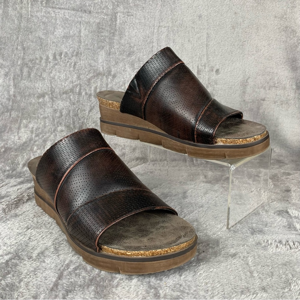 Pierre Dumas Wedges Women’s Size 9 Brown Leather Slides‎ Casual Bohemian